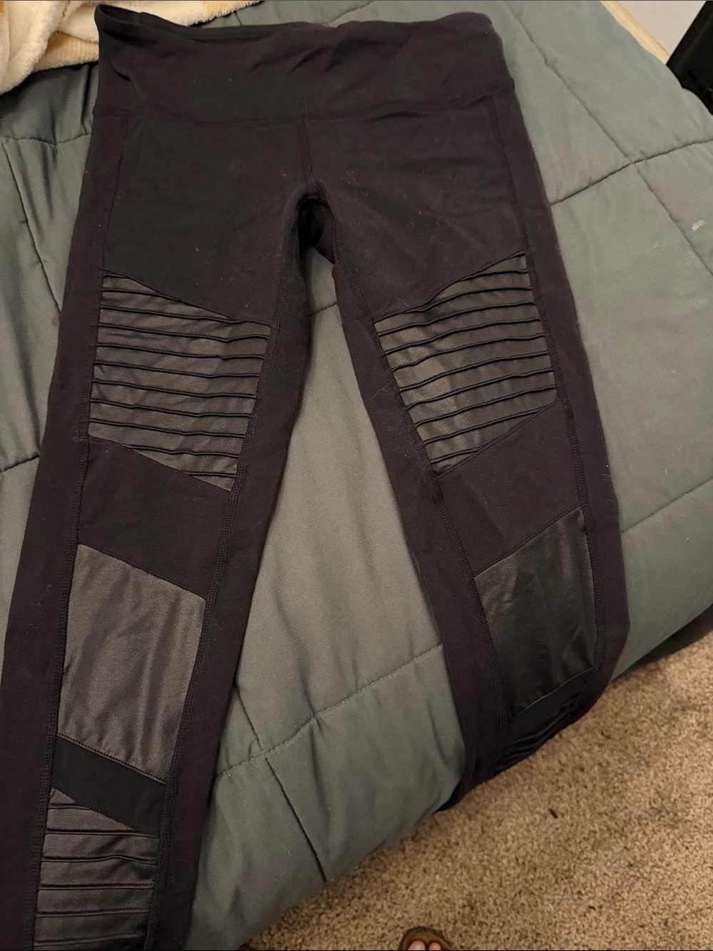ALO Yoga Black Moto-Panel Leggings